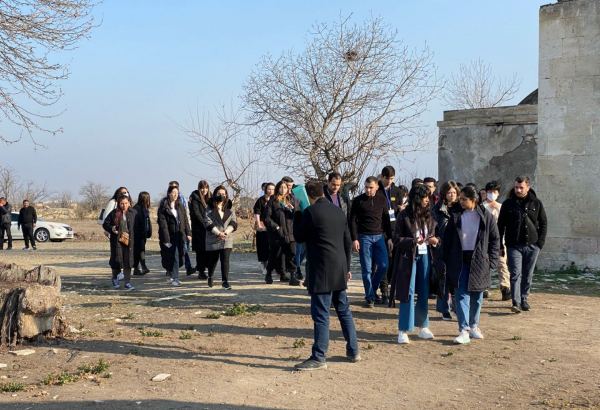 17 ölkədən 20 tələbə işğaldan azad olunan Ağdam rayonunda olub (FOTO)