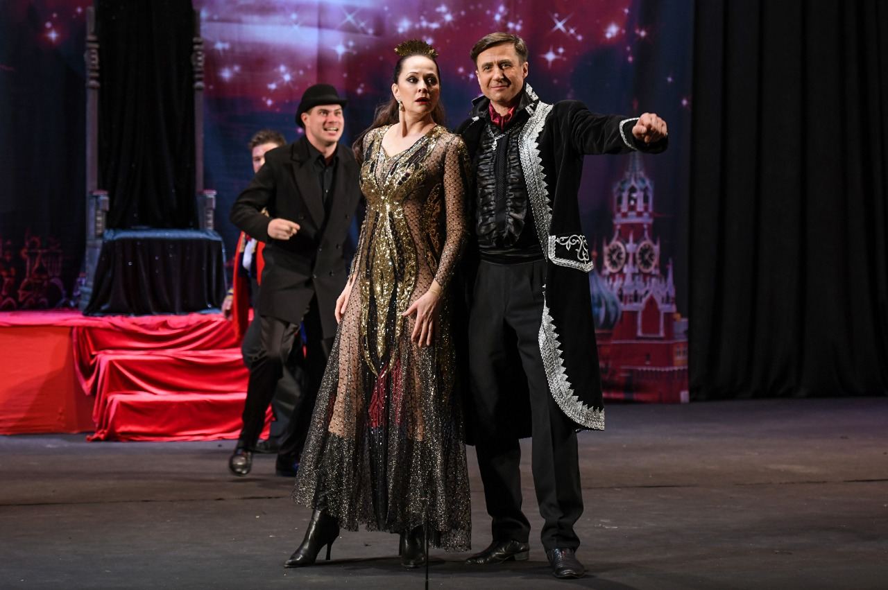 Ивар Калныньш и Ольга Кабо провели в Баку сеанс черной магии (ВИДЕО,ФОТО)