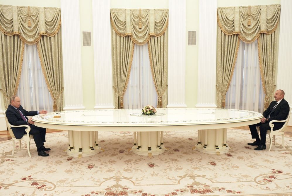 Состоялась встреча один на один между Президентом Ильхамом Алиевым и Президентом Владимиром Путиным (ВИДЕО)