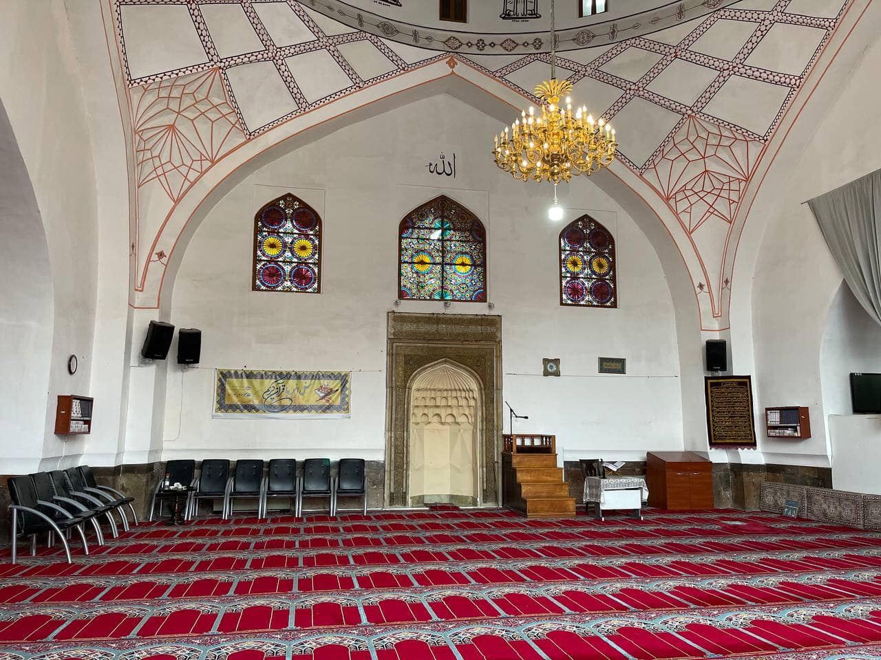 Депутаты Милли Меджлиса посетили Голубую мечеть в Ереване (ФОТО)