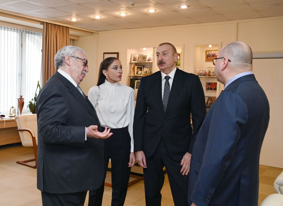 President Ilham Aliyev, First Lady Mehriban Aliyeva meet with leaders of Russia’s top mass media at TASS headquarters (PHOTO/VIDEO)