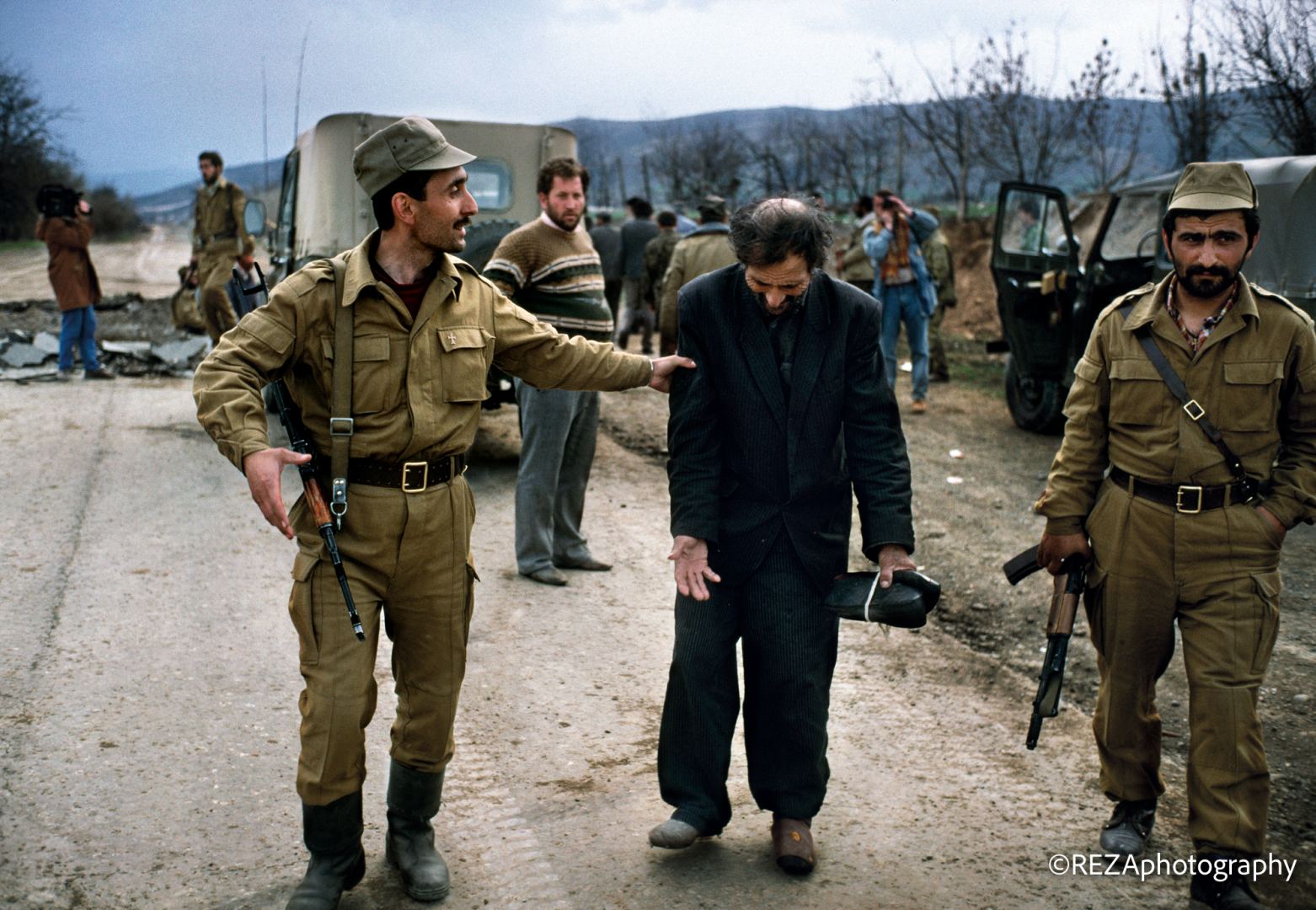 Армянский военный достал из кармана чайную ложку и сказал, что ею выкалывали глаза азербайджанцам - Реза Дегати (Интервью) (ФОТО/ВИДЕО)