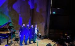 Группа Исфара Сарабского выступила в Париже с концертом в память о жертвах Ходжалинского геноцида (ВИДЕО, ФОТО)