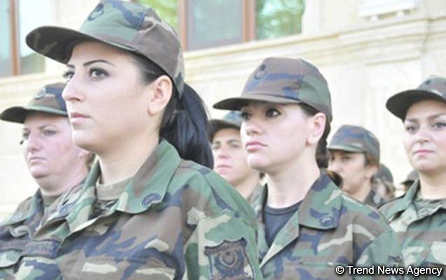В Азербайджане предложено предоставить женщинам возможность обучения в военных вузах