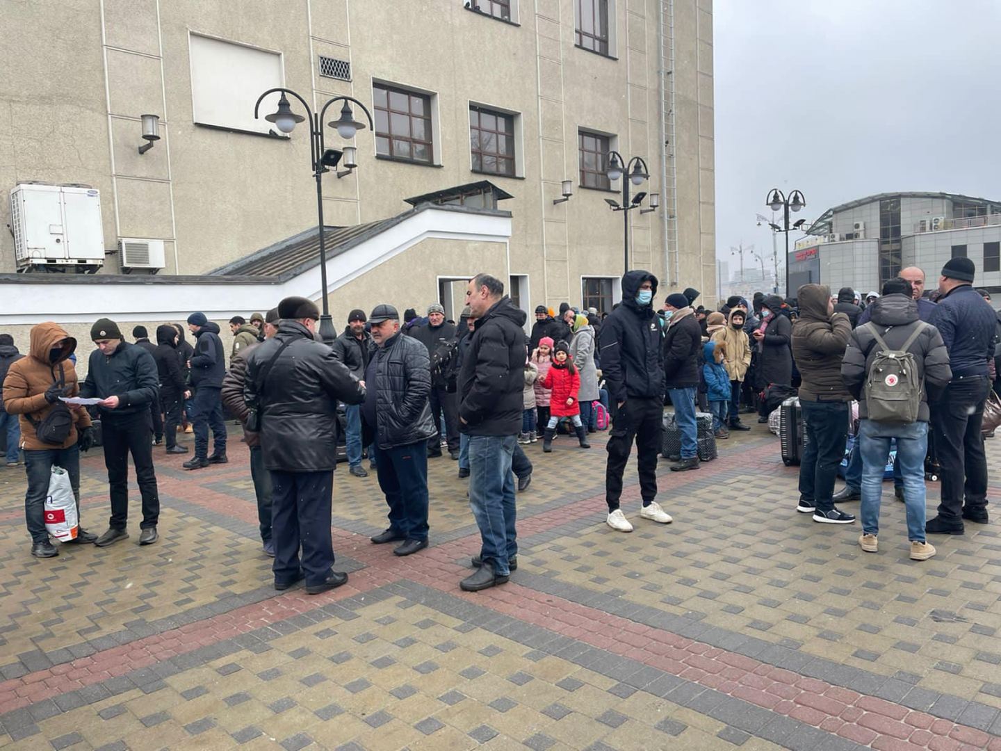State Committee unveils number of Azerbaijani citizens leaving Kyiv and heading to border with Moldova (PHOTO)