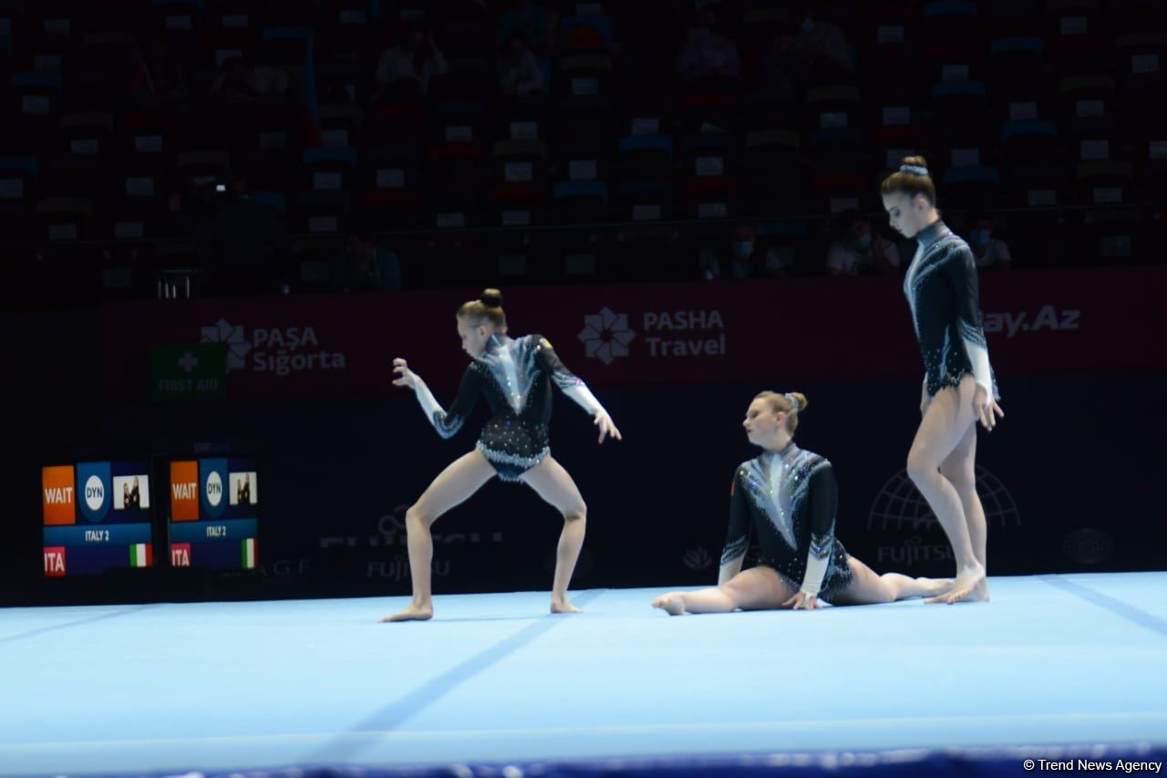 Bakıda akrobatika gimnastikası üzrə Dünya Yaş Qrupları Yarışlarının ikinci günü davam edir (FOTO)