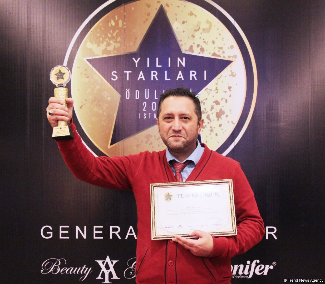 Журналист АМИ Trend награжден международной премией за вклад в развитие культурных связей между Азербайджаном и Турцией (ФОТО)