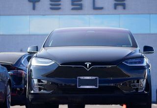 Полиция Берлина запретила машинам Tesla заезжать на свои объекты
