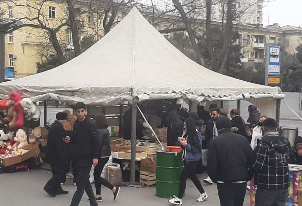 Bakıda Novruz çadırlarında qiymətlər necədir? (FOTO)