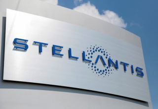 Stellantis suspends export of cars to Russia, halts imports from Russia