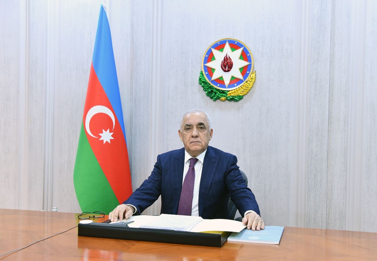 В Азербайджане ведется серьезная работа по созданию запасов основных продуктов питания - Али Асадов