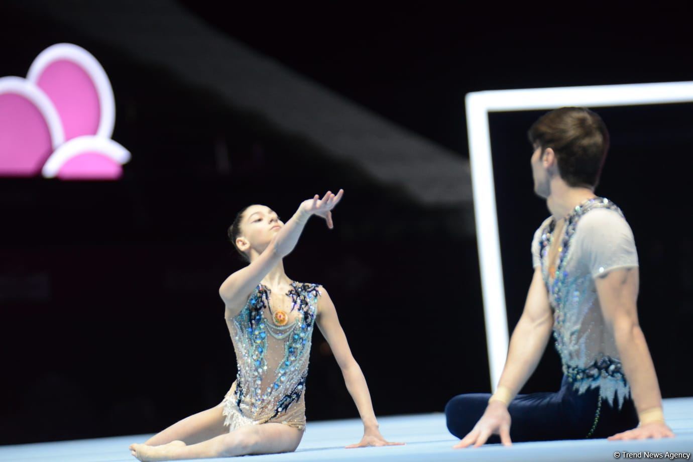 В Баку продолжаются соревнования первого дня 28-го Чемпионата мира по акробатической гимнастике (ФОТО)