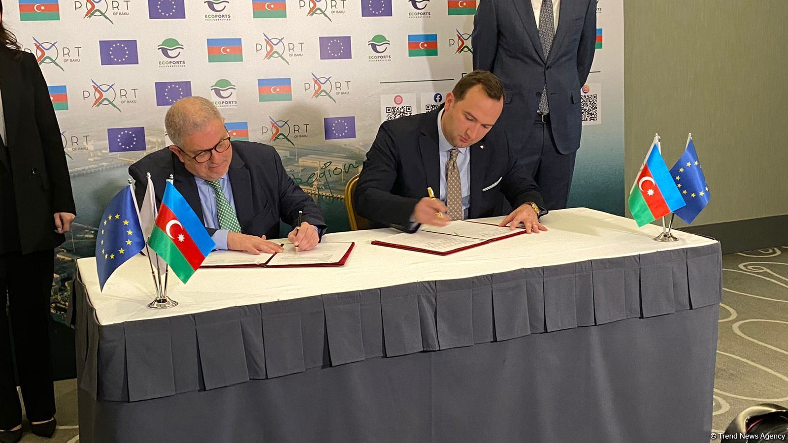 Azerbaijan's Baku Port and Spain's Barcelona Port sign agreement (PHOTO)