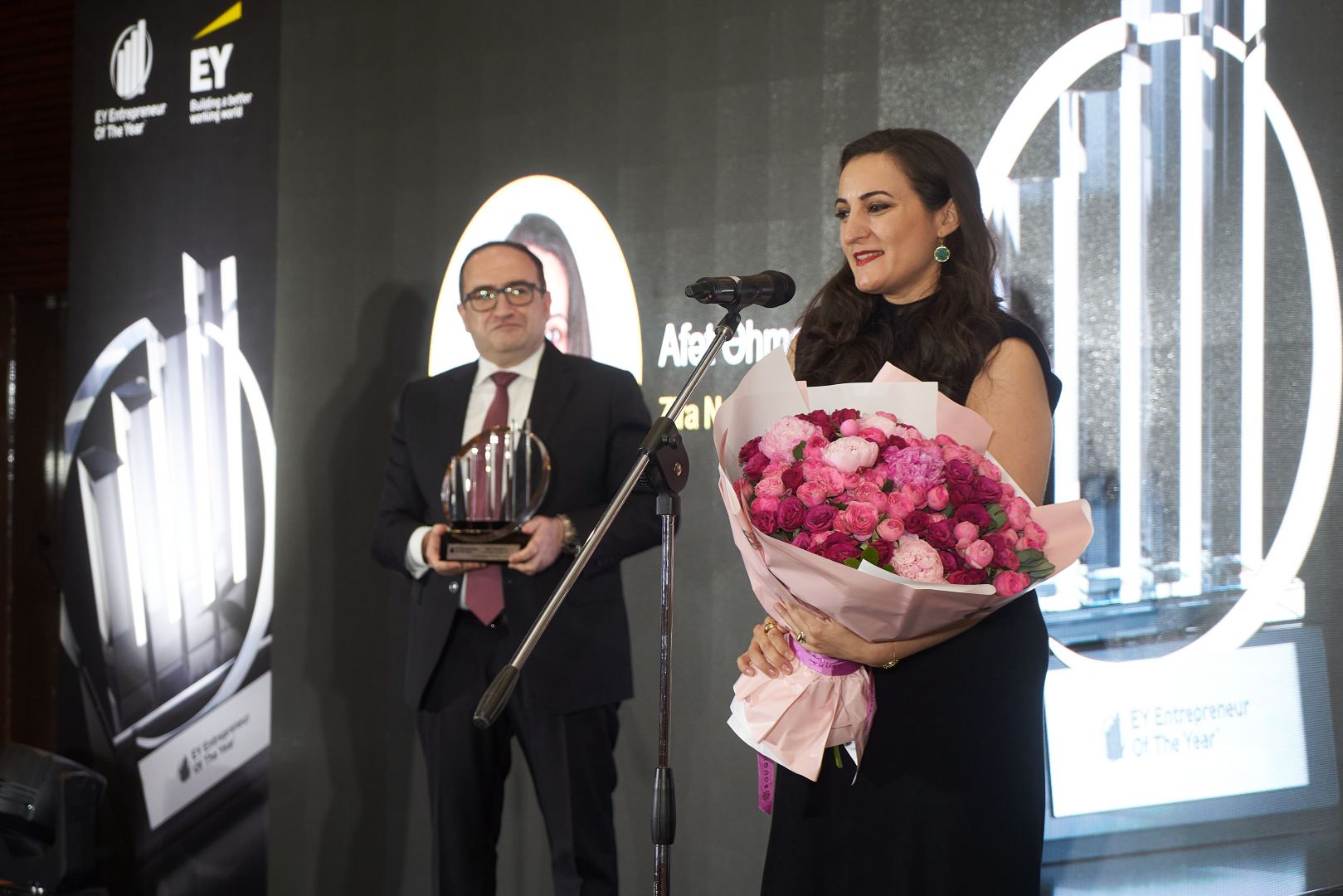 Компания EY Азербайджан объявила победителя конкурса «Предприниматель года» 2022