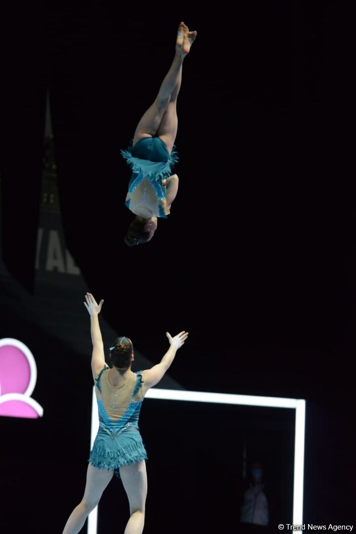 ЧМ по акробатической гимнастике в Баку: стартовали финальные соревнования (ФОТО)