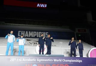 Akrobatika gimnastikası üzrə dünya çempionatında qaliblərin mükafatlandırılma mərasimi keçirilib (FOTO)