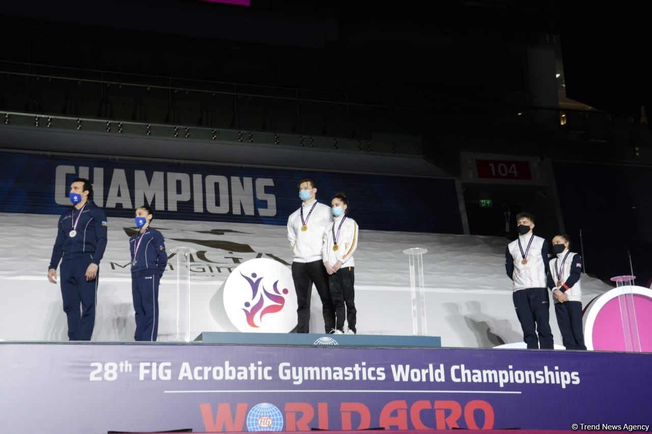 World Championship in Baku: awarding ceremony among mixed doubles, women's and men's groups took place (PHOTO)