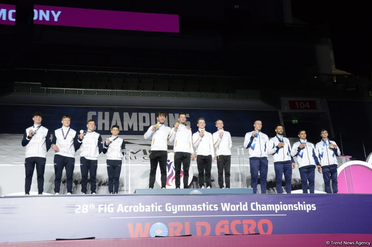 World Championship in Baku: awarding ceremony among mixed doubles, women's and men's groups took place (PHOTO)