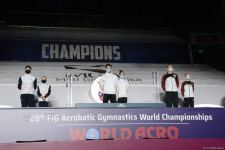 ЧМ в Баку: состоялась церемония награждения победителей среди смешанных пар, женских и мужских групп (ФОТО)