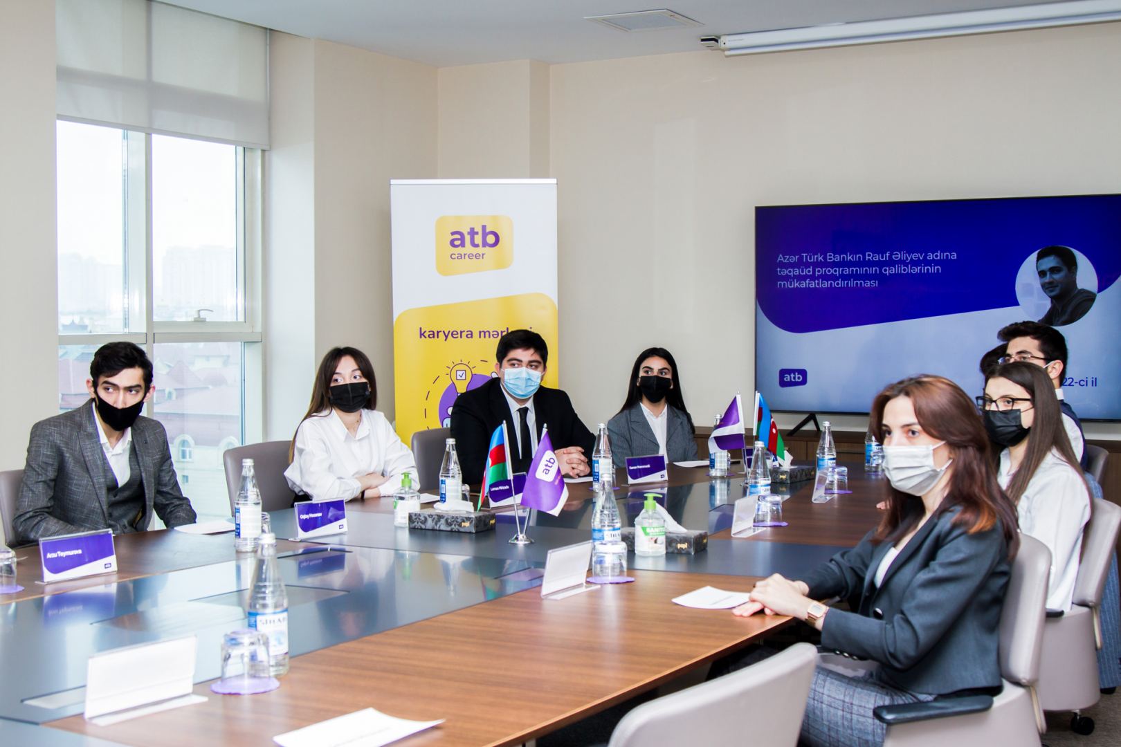 Определены студенты, которые получат специальную стипендию от Azer Turk Bank (ФОТО)