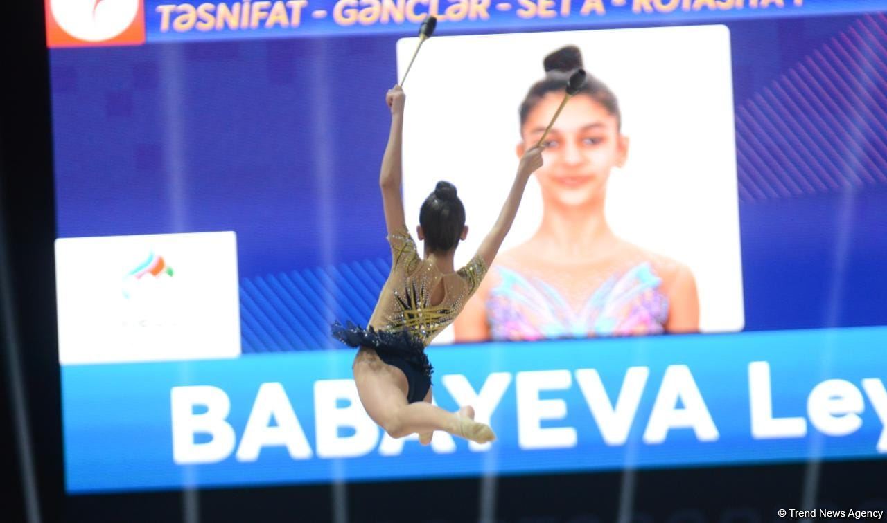 Bakıda bədii gimnastika üzrə Azərbaycan çempionatının birinci günü start götürüb (FOTO)