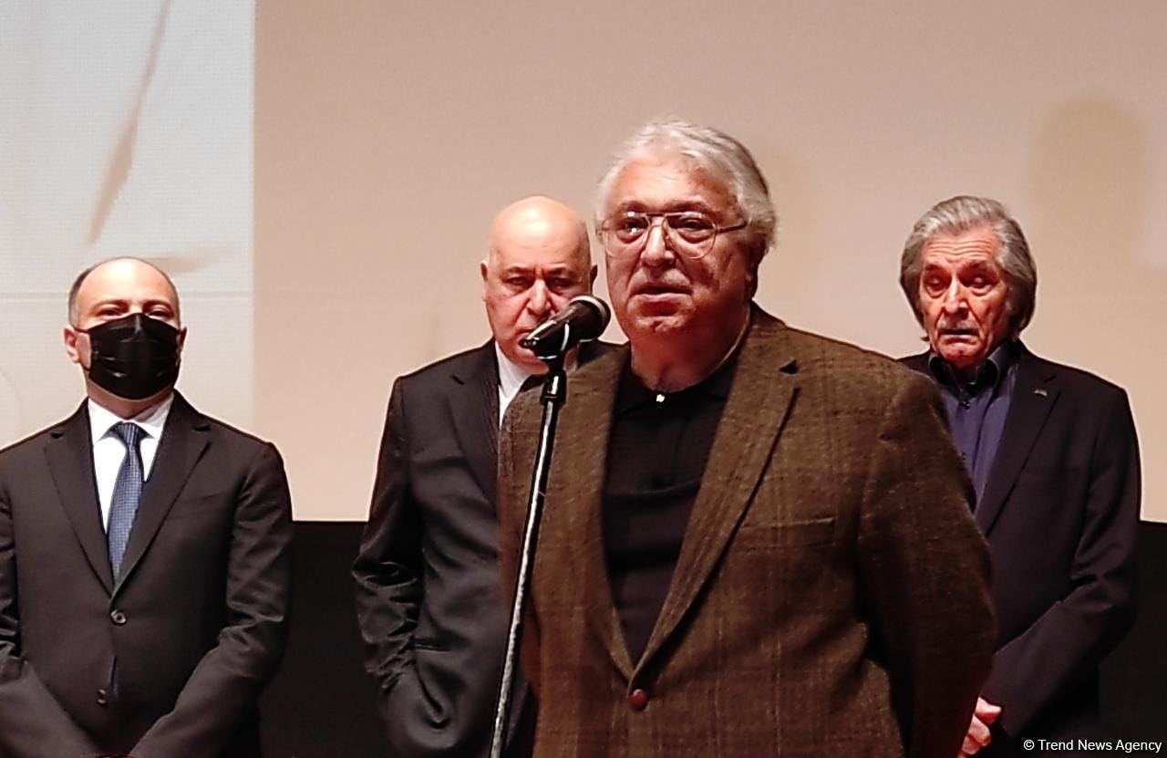 Рустам Ибрагимбеков внес большой вклад в развитие театра, кино и литературы - Фархад Бадалбейли (ФОТО)