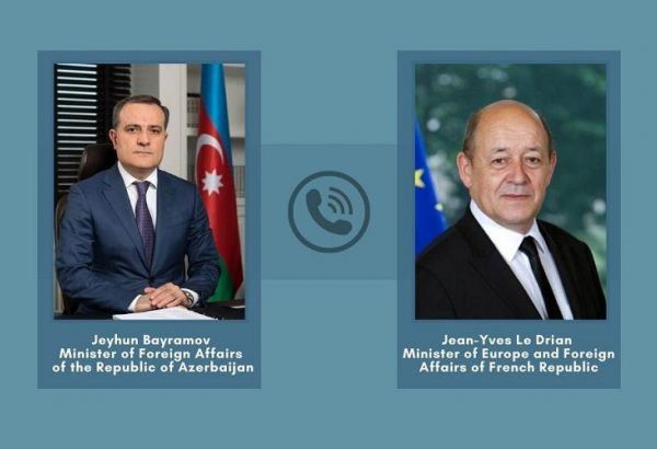 Глава МИД Азербайджана обсудил с французским коллегой ситуацию в регионе