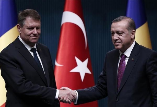 Лидеры Турции и Румынии обсудили ситуацию в Украине