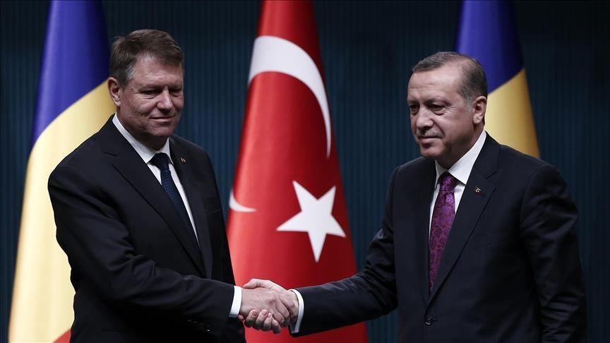 Лидеры Турции и Румынии обсудили ситуацию в Украине