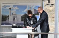 President Ilham Aliyev and First Lady Mehriban Aliyeva lay foundation stone for two-storey new mosque in Sugovushan (PHOTO/VIDEO)