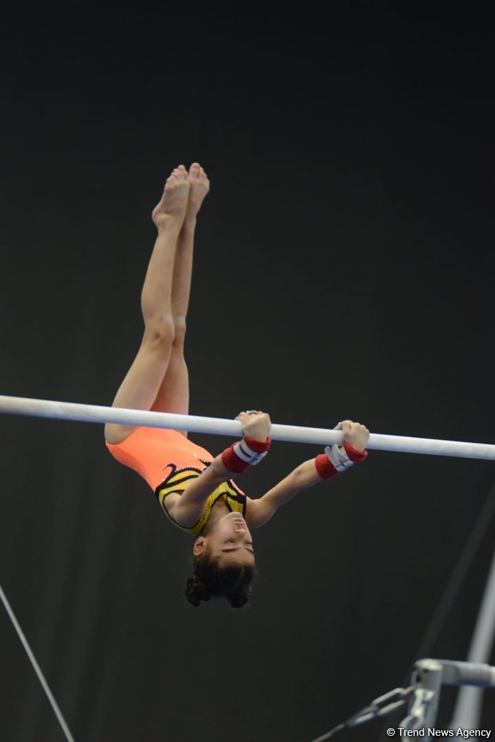 İdman gimnastikası üzrə Azərbaycan Birinciliyi və Bakı Çempionatının birinci günü start götürüb (FOTO)