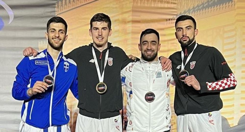Karateçimiz Qran-Pri turnirinin “Top Ten” yarışında bürünc medal qazanıb