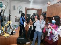 Один день в Бакинской русдраме – экскурсия за кулисы (ФОТО)