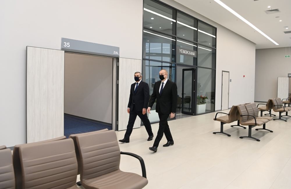 Prezident İlham Əliyev Prezident Administrasiyasının Vətəndaş Qəbulu Mərkəzinin açılışında iştirak edib (FOTO)