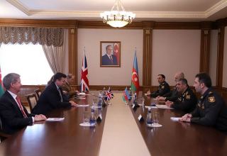Азербайджан и Великобритания обсудили сотрудничество в сфере обороны