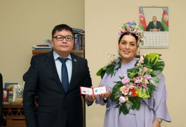 Для меня большая честь стать первой азербайджанкой - почетным членом Союза композиторов Кыргызстана – Эльза Сеидджахан (ФОТО)
