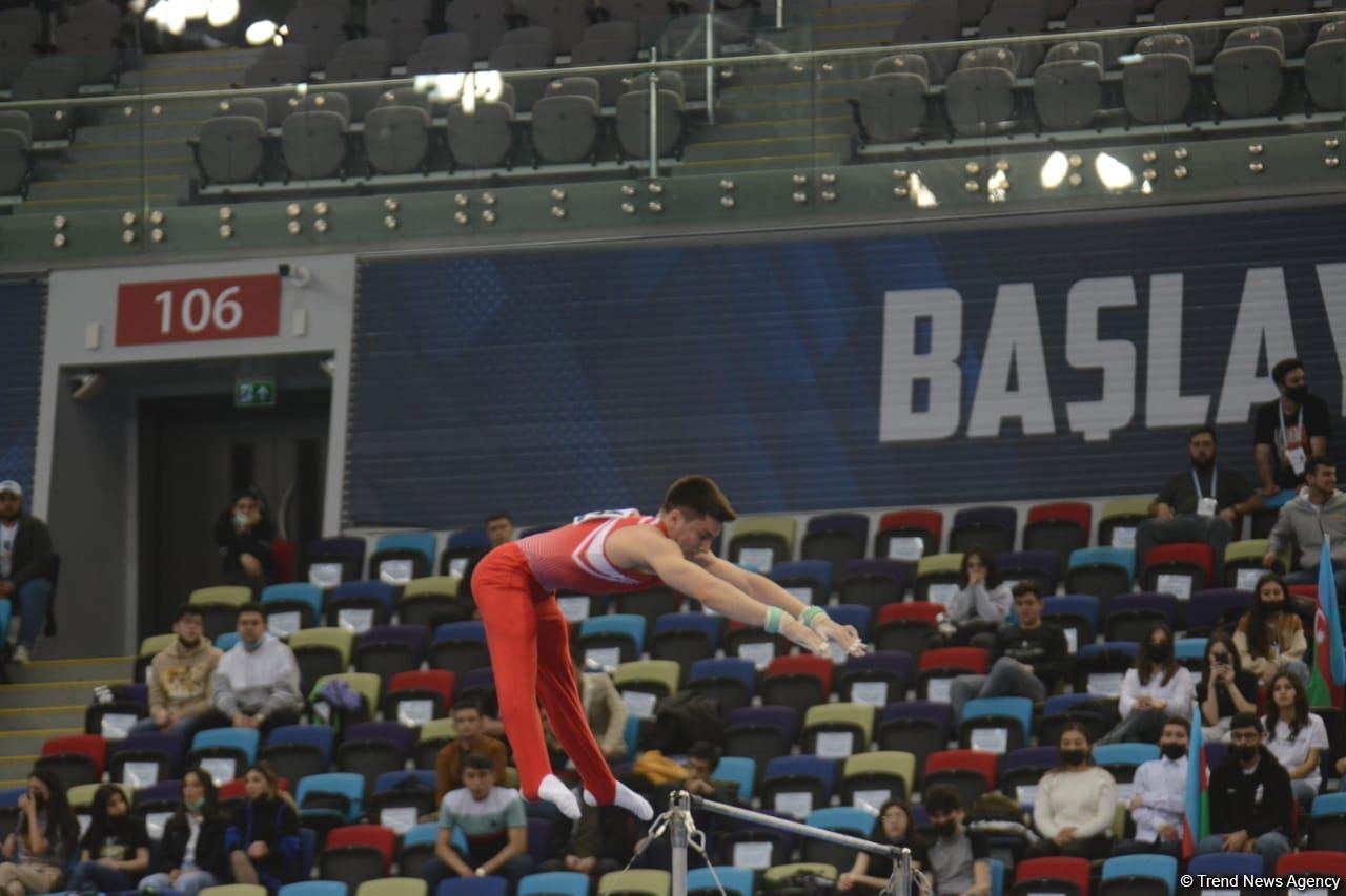 Bakıda İdman Gimnastikası üzrə Dünya Kubokunda yarışların ikinci günü davam edir (FOTO)
