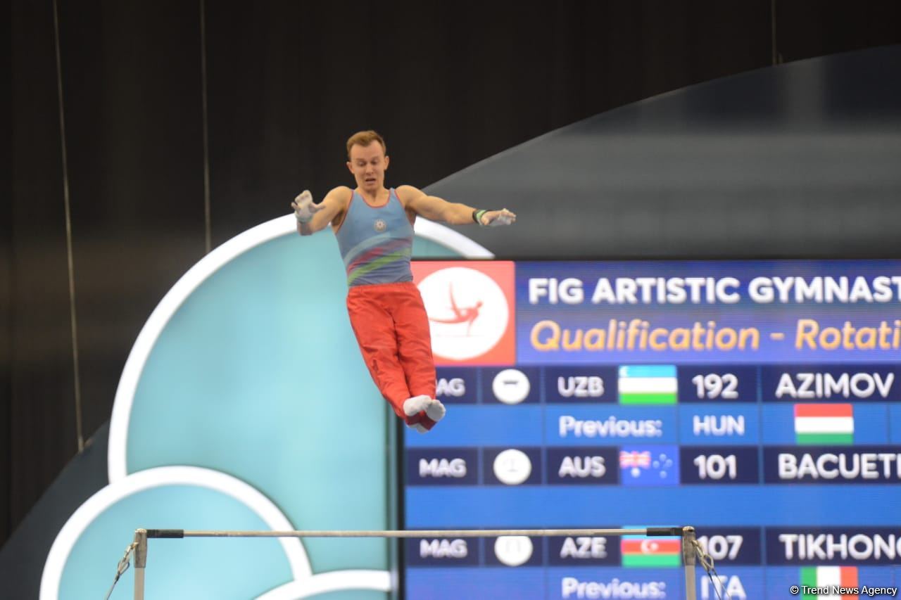 Кубок мира FIG: Азербайджанский гимнаст Иван Тихонов представил упражнения на перекладине (ФОТО)