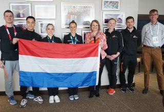 Посол Нидерландов встретилась со спортсменами своей страны в рамках проходящего в Баку Кубка мира FIG по спортивной гимнастике (ФОТО)