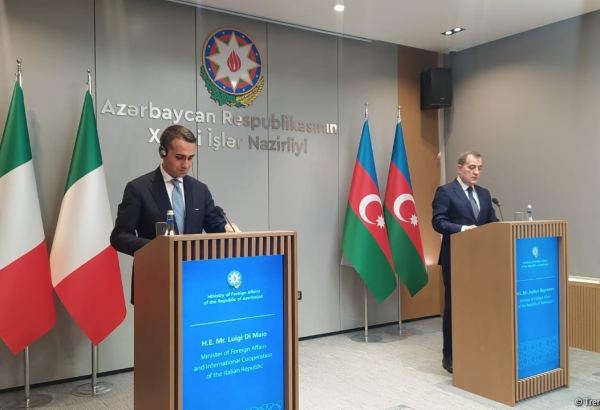 Azerbaijani, Italian FMs hold press conference in Baku (VIDEO/PHOTO)