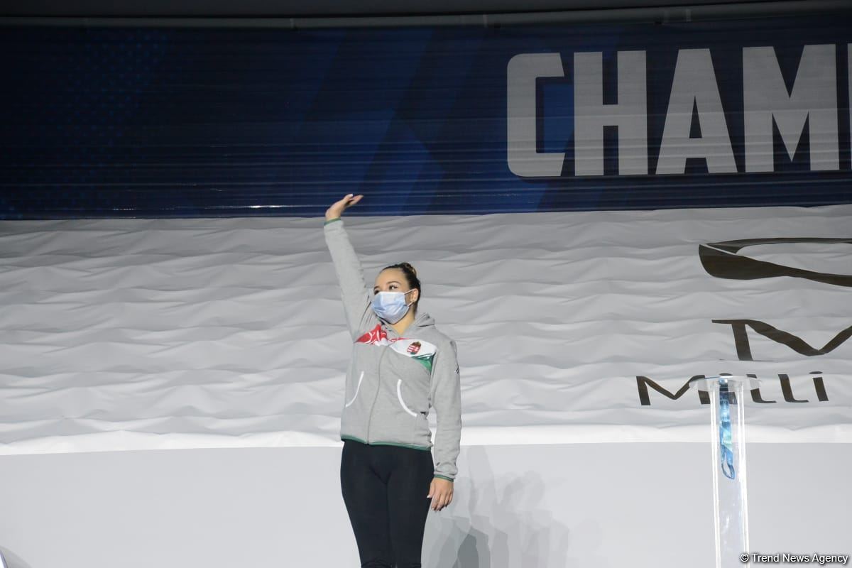 В Баку состоялась церемония награждения победителей Кубка мира FIG по мужской и женской спортивной гимнастике (ФОТО)