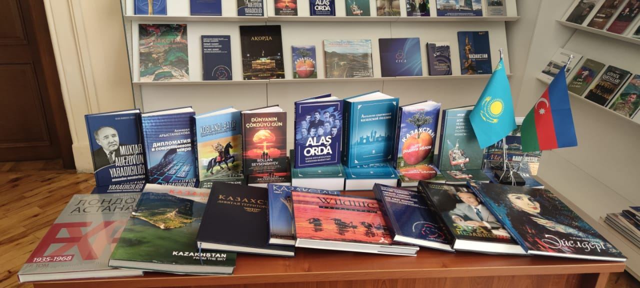Более 500 изданий передано в дар посольством Казахстана в Азербайджане для библиотек в Карабахе  (ФОТО)