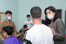 Омбудсмен Азербайджана посетила репатриантов из Ирака и Сирии (ФОТО)