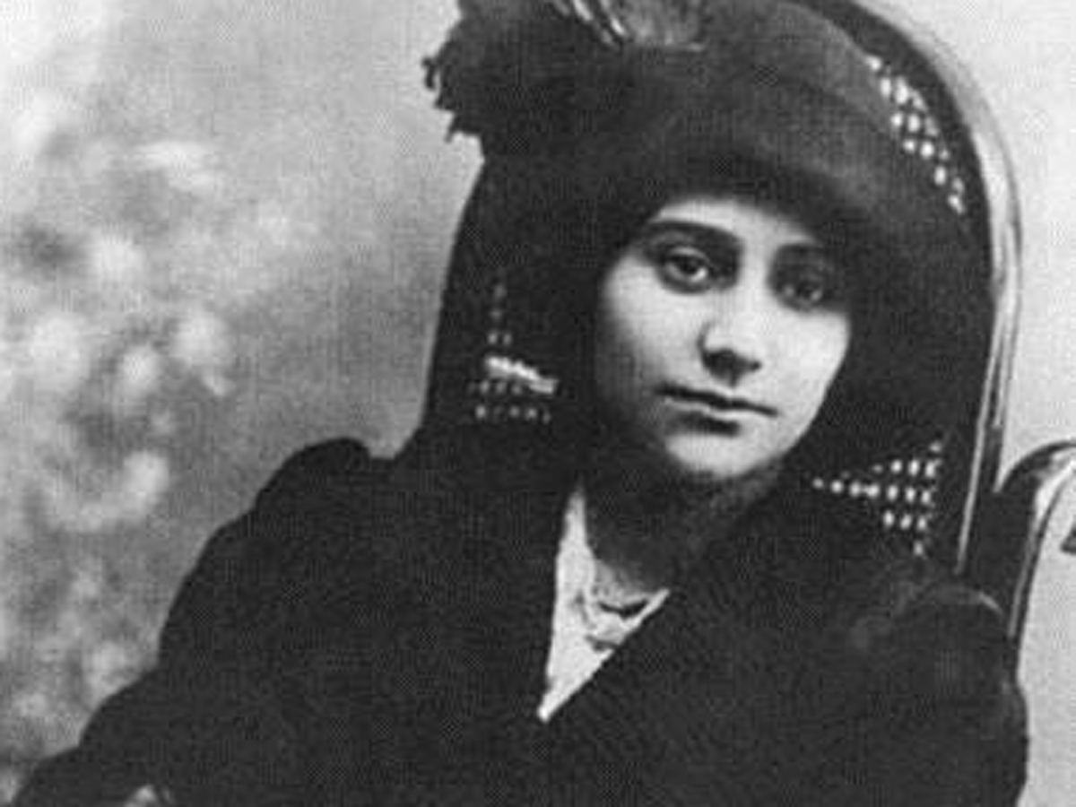 Эта азербайджанская женщина всегда была первой! Отец-сапожник заметил её дар уже в шесть лет…  (ФОТО)