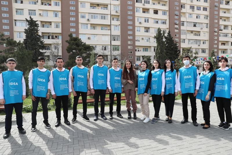 Heydar Aliyev Foundation VP Leyla Aliyeva takes part in  commissioning of another yard, renovated within "Our Yard" project (PHOTO)