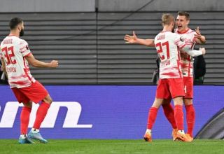 Prolific Nkunku fires Leipzig into Europa League semis