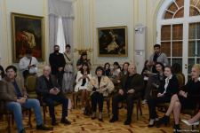 В Азербайджан прибыла представительная делегация грузинских деятелей культуры и искусства (ФОТО)