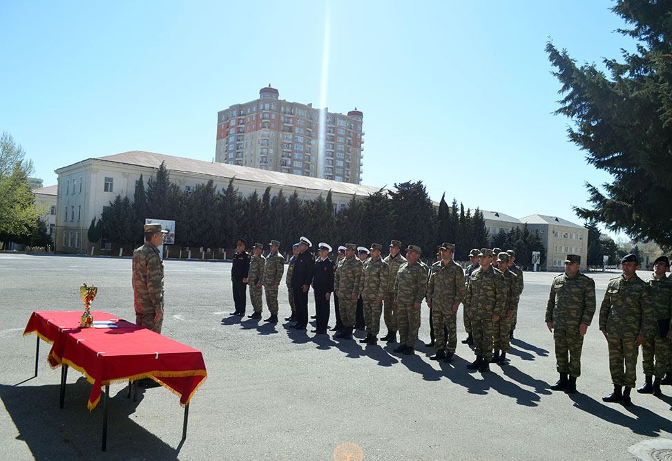 Azərbaycan Ordusunda hərbiləşdirilmiş kros birinciliyi keçirilib (FOTO)