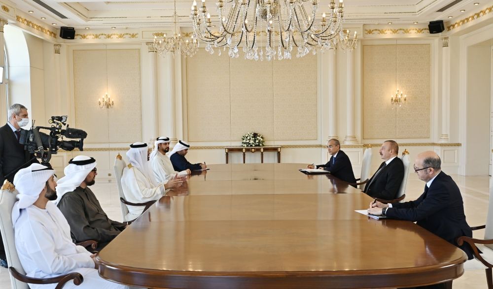 President Ilham Aliyev receives UAE’s Minister of Industry and Advanced Technology