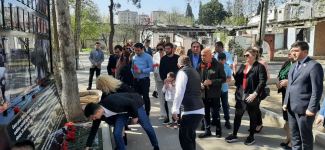 Georgian delegation honors memory of civilians killed as result
of Armenian terror in Azerbaijan’s Ganja (PHOTO)